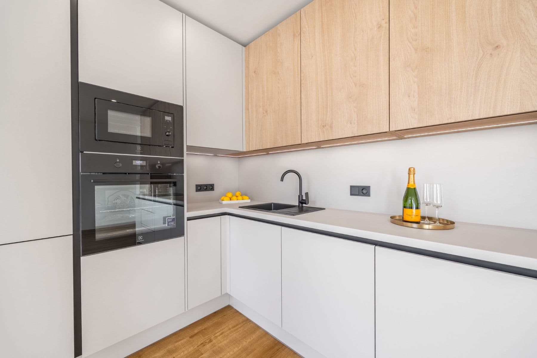 Prodej bytu 3+kk 81 m², Borovanského, Praha, Praha Prodej bytu 3+kk 81 m², Borovanského, Praha, Praha