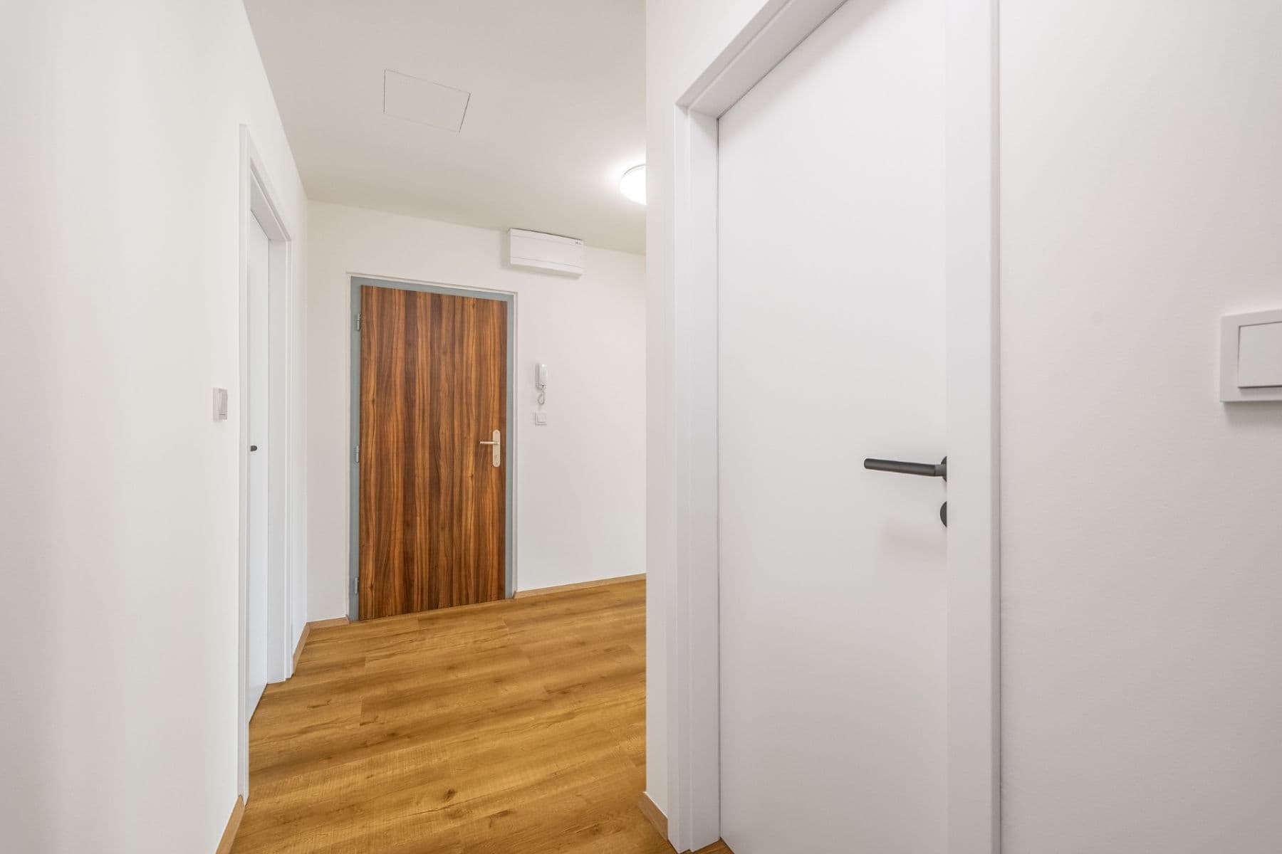 Prodej bytu 3+kk 81 m², Borovanského, Praha, Praha Prodej bytu 3+kk 81 m², Borovanského, Praha, Praha