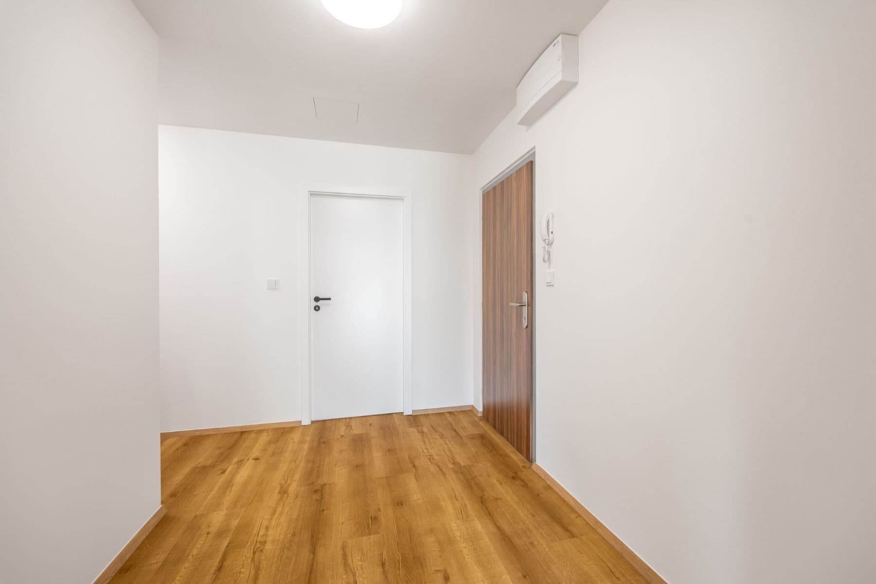 Prodej bytu 3+kk 81 m², Borovanského, Praha, Praha Prodej bytu 3+kk 81 m², Borovanského, Praha, Praha