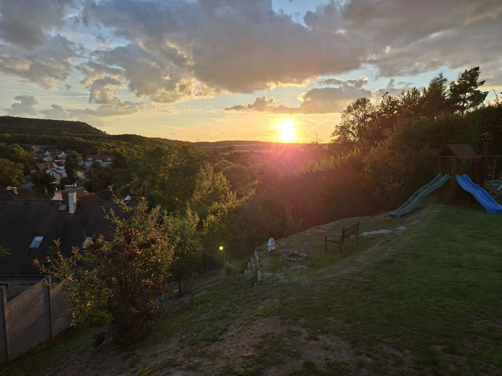Prodej domu 137 m², pozemek 868 m², A. Sklenáře, Stehelčeves, Středočeský kraj Prodej domu 137 m², pozemek 868 m², A. Sklenáře, Stehelčeves, Středočeský kraj