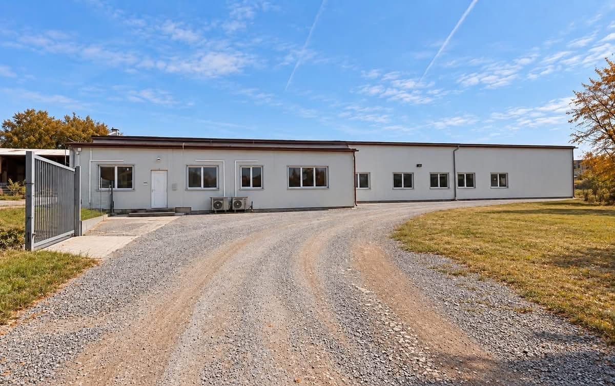 Prodej nebytového prostoru 933 m², Bavory, Jihomoravský kraj Prodej nebytového prostoru 933 m², Bavory, Jihomoravský kraj