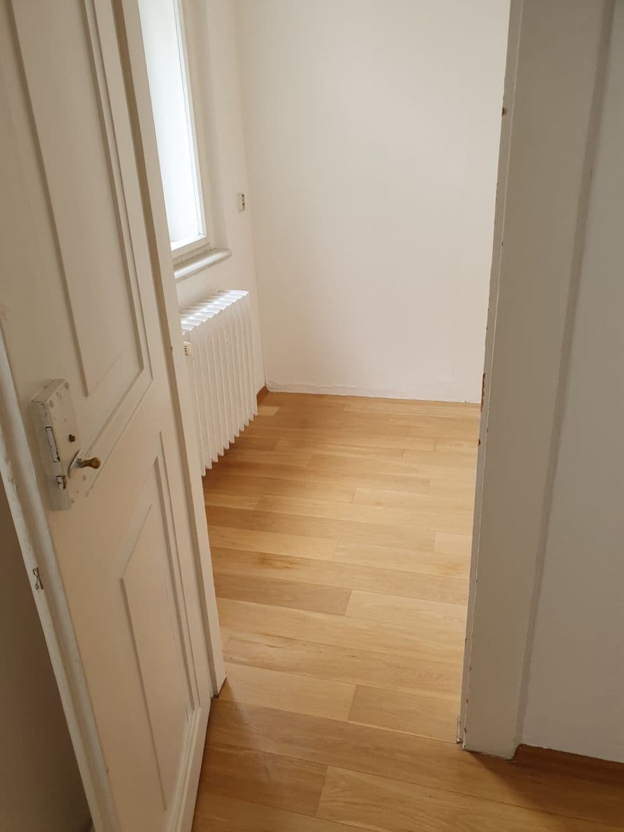 Pronájem bytu 3+kk 95 m², U Starého hřbitova, Praha, Praha Pronájem bytu 3+kk 95 m², U Starého hřbitova, Praha, Praha