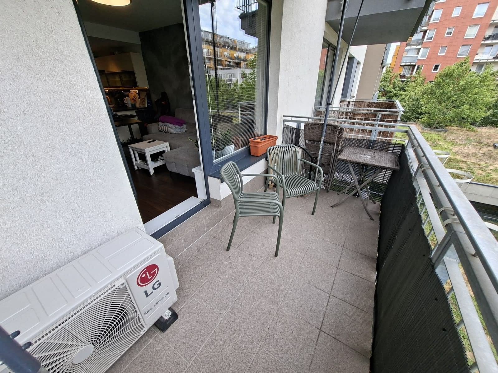 Pronájem bytu 2+kk 55 m², Pod Harfou, Praha, Praha Pronájem bytu 2+kk 55 m², Pod Harfou, Praha, Praha