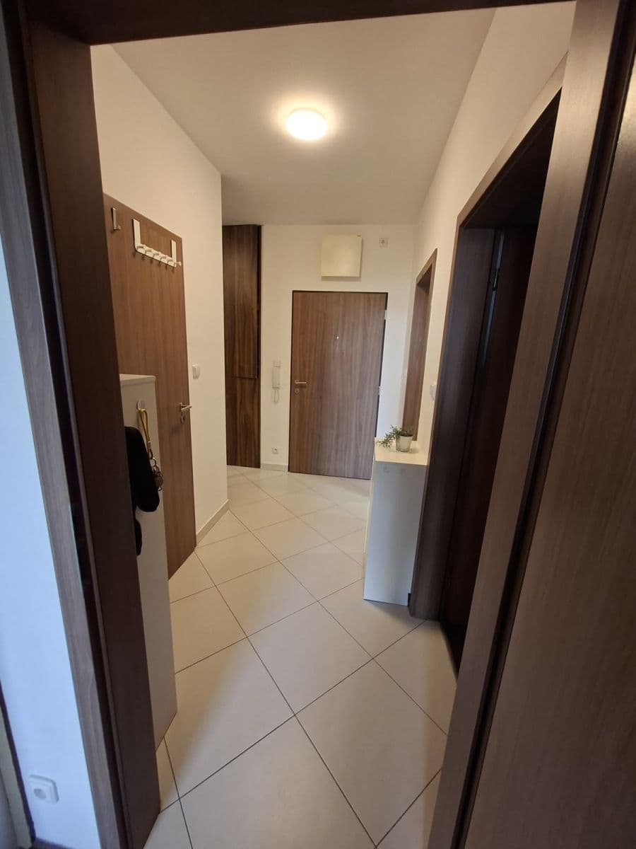 Pronájem bytu 2+kk 55 m², Pod Harfou, Praha, Praha Pronájem bytu 2+kk 55 m², Pod Harfou, Praha, Praha