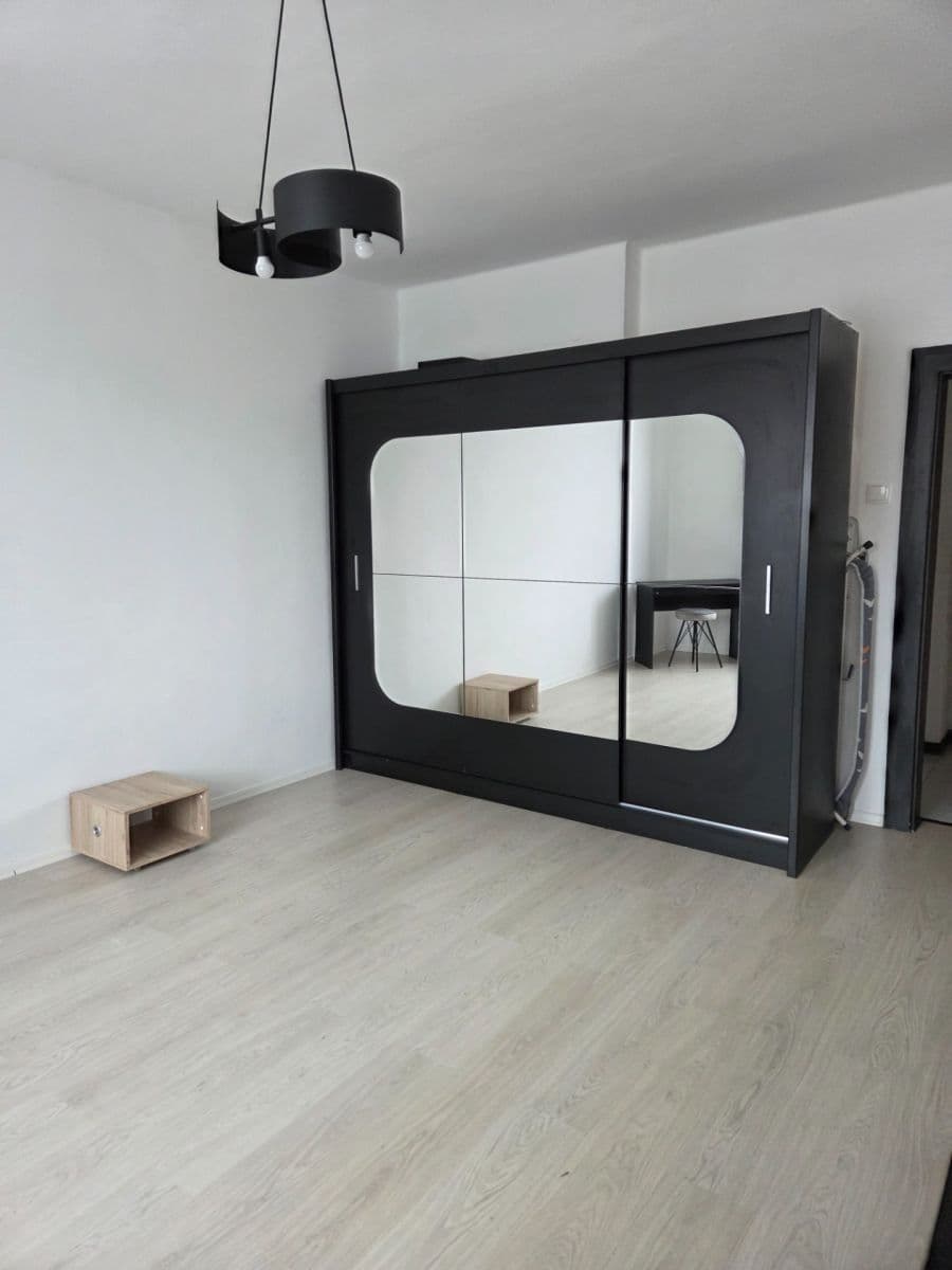 Pronájem bytu 2+1 66 m², Bezručova, Ústí nad Labem, Ústecký kraj Pronájem bytu 2+1 66 m², Bezručova, Ústí nad Labem, Ústecký kraj
