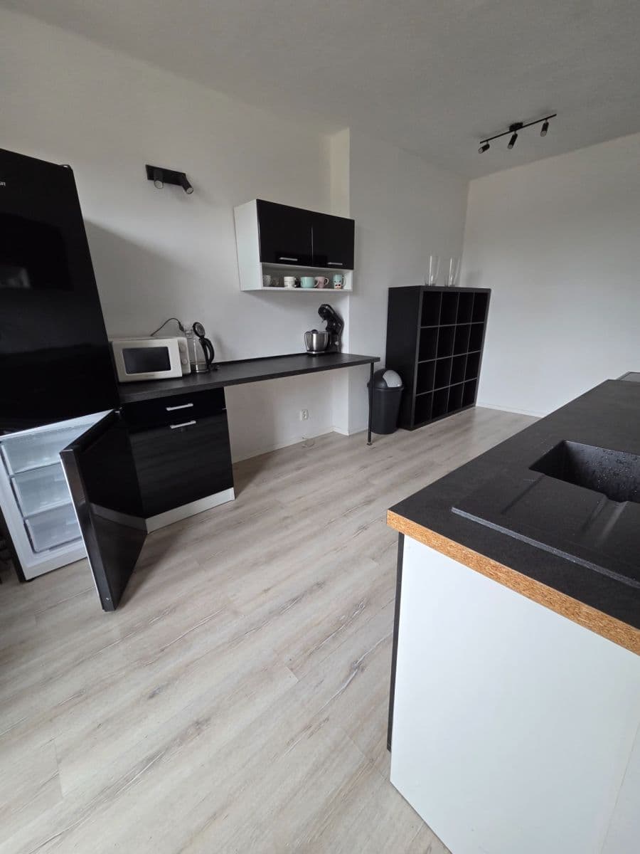 Pronájem bytu 2+1 66 m², Bezručova, Ústí nad Labem, Ústecký kraj Pronájem bytu 2+1 66 m², Bezručova, Ústí nad Labem, Ústecký kraj