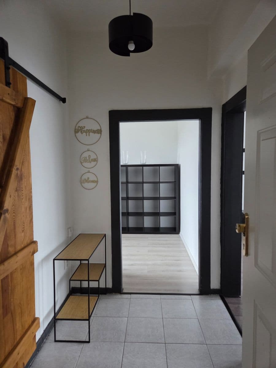 Pronájem bytu 2+1 66 m², Bezručova, Ústí nad Labem, Ústecký kraj Pronájem bytu 2+1 66 m², Bezručova, Ústí nad Labem, Ústecký kraj