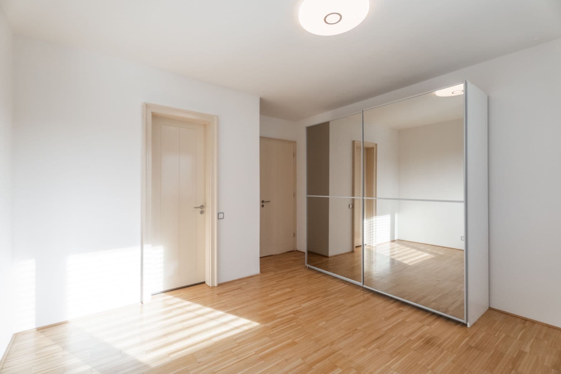 Prodej bytu 3+kk 123 m², Rohanské nábřeží, Praha, Praha Prodej bytu 3+kk 123 m², Rohanské nábřeží, Praha, Praha