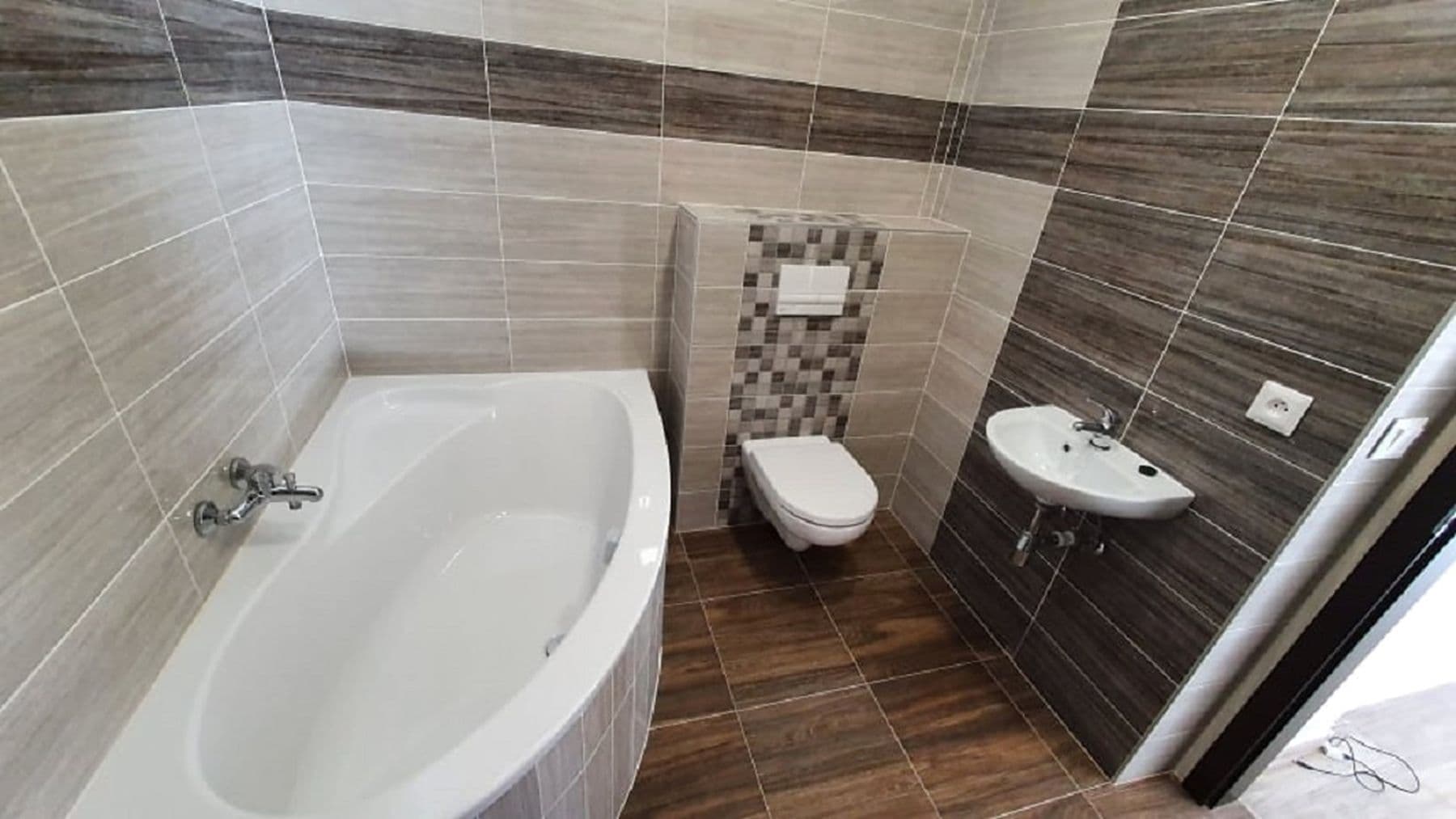Pronájem bytu 1+1 51 m², Kladenská, Buštěhrad, Středočeský kraj Pronájem bytu 1+1 51 m², Kladenská, Buštěhrad, Středočeský kraj