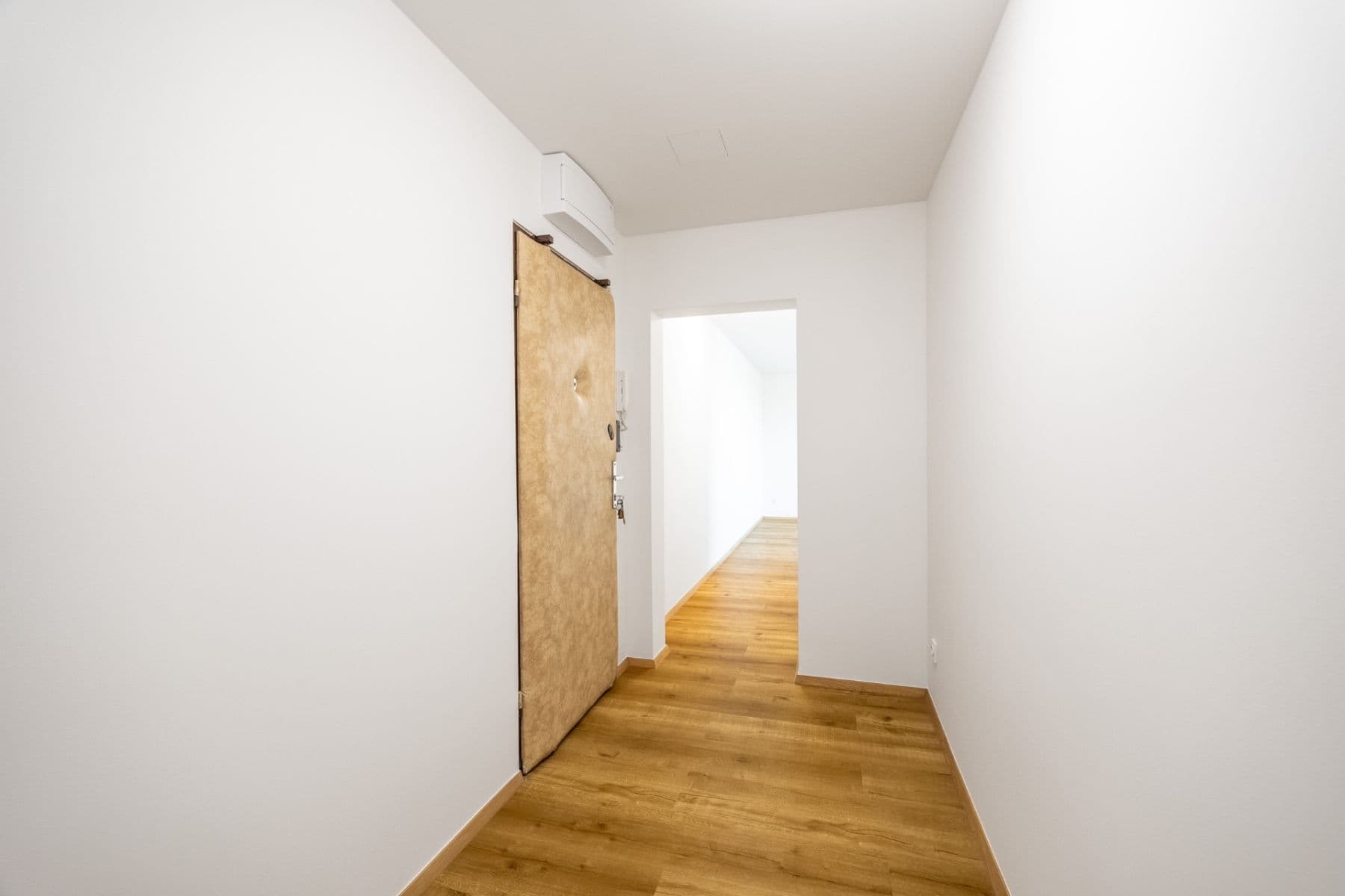 Prodej bytu 3+kk 57 m², Nekvasilova, Praha, Praha Prodej bytu 3+kk 57 m², Nekvasilova, Praha, Praha