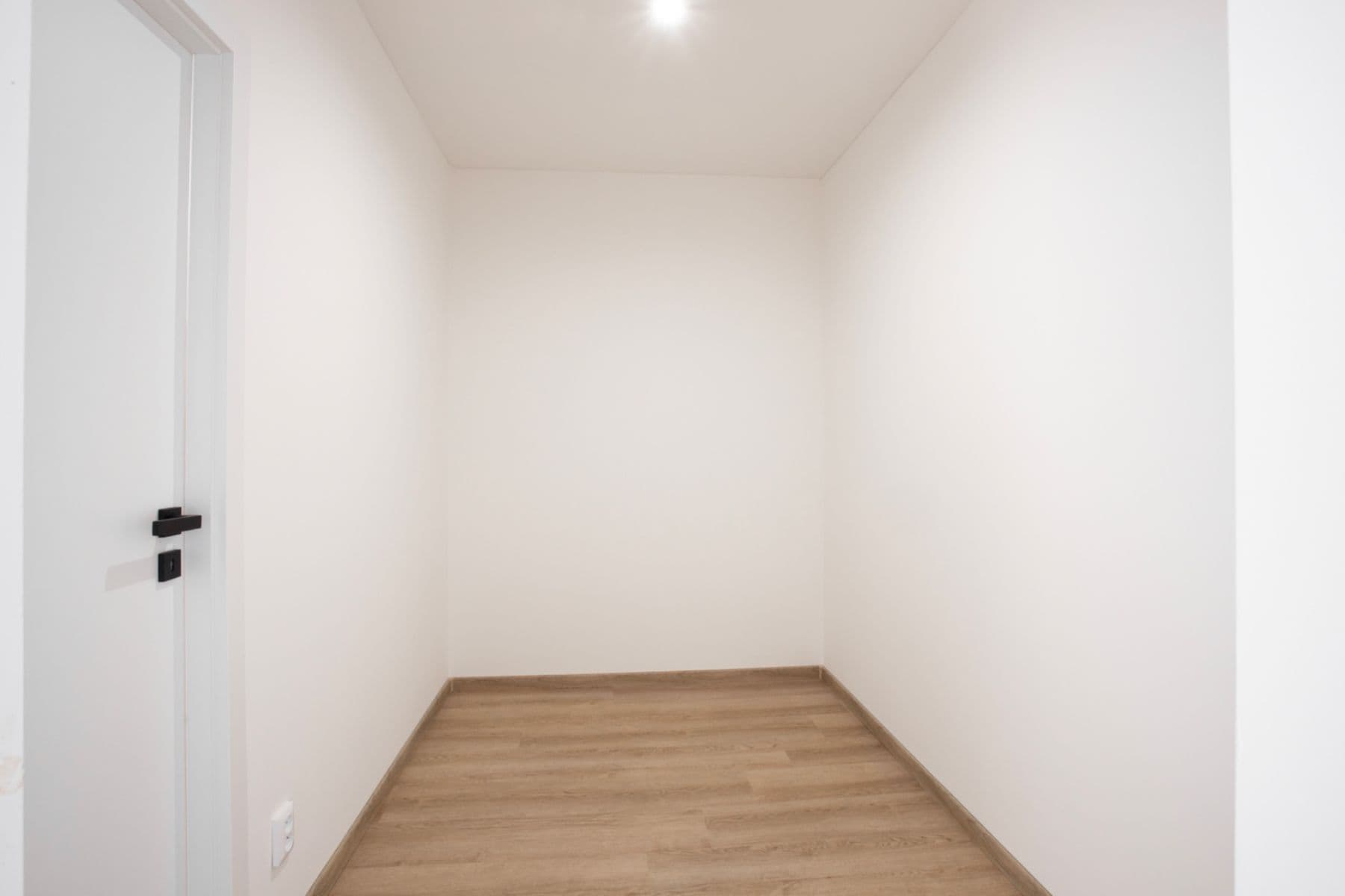 Prodej bytu 2+kk 47 m², Výpadová, Praha, Praha Prodej bytu 2+kk 47 m², Výpadová, Praha, Praha