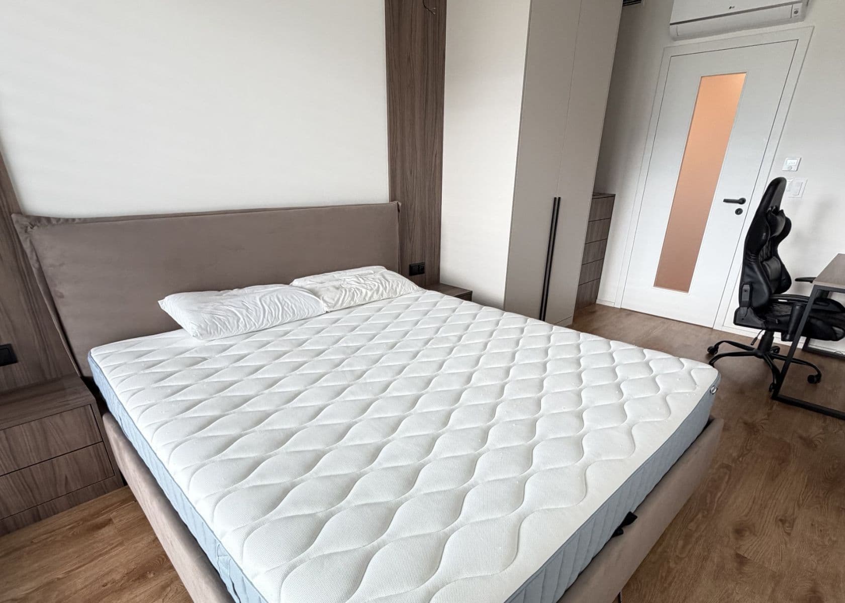 Pronájem bytu 2+kk 65 m², Jana Želivského, Praha, Praha Pronájem bytu 2+kk 65 m², Jana Želivského, Praha, Praha