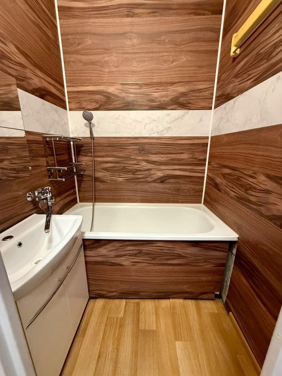 Prodej bytu 2+1 50 m², Slezská, Třinec, Moravskoslezský kraj Prodej bytu 2+1 50 m², Slezská, Třinec, Moravskoslezský kraj
