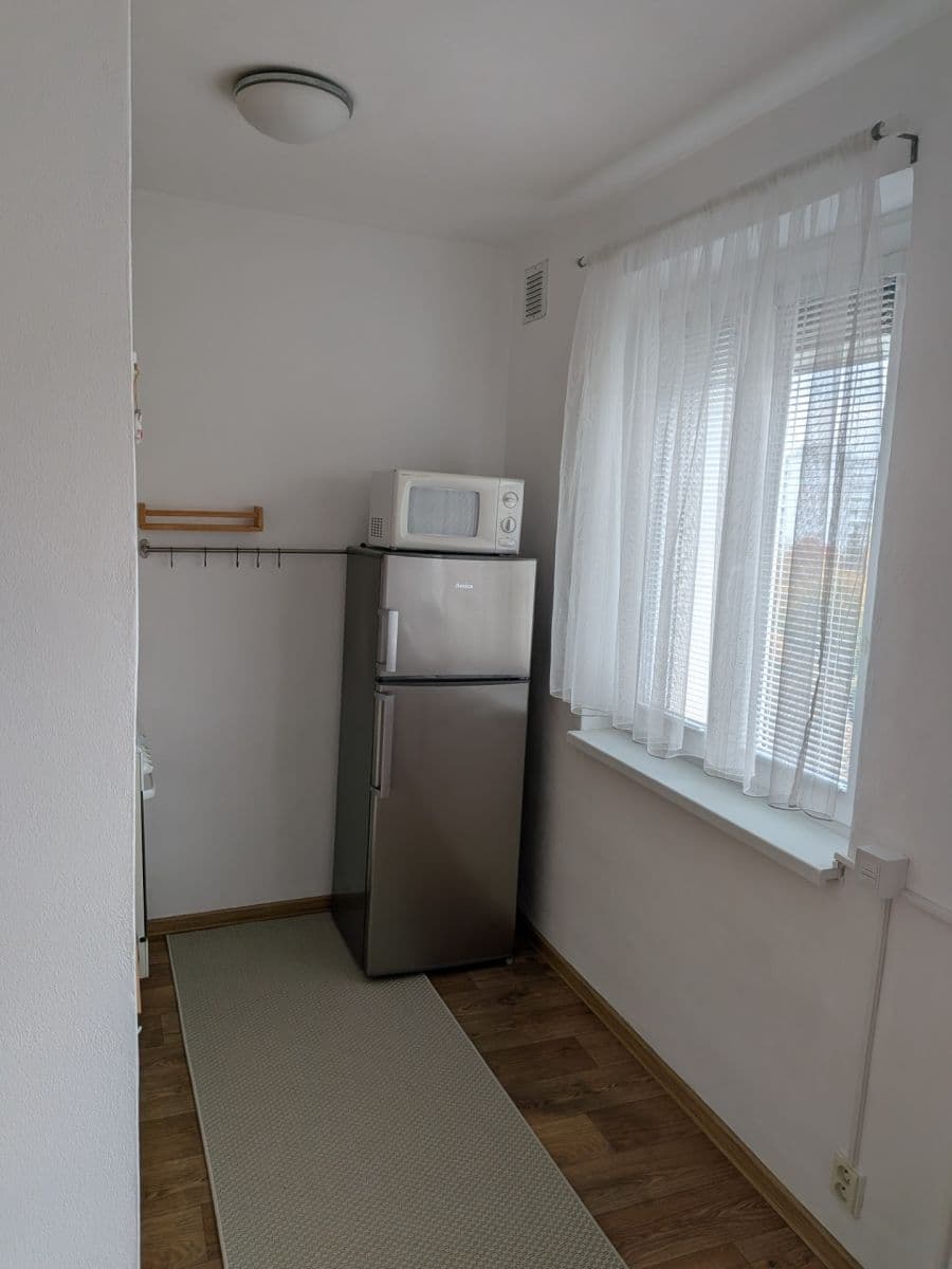 Pronájem bytu 1+kk 28 m², Bělčická, Praha, Praha Pronájem bytu 1+kk 28 m², Bělčická, Praha, Praha