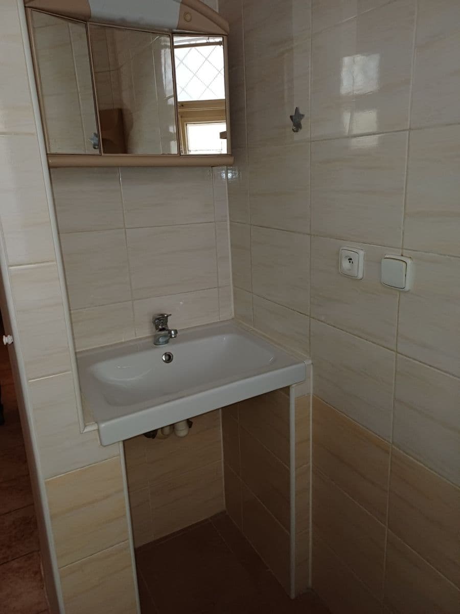 Pronájem bytu 1+kk 30 m², Podskalská, Praha, Praha Pronájem bytu 1+kk 30 m², Podskalská, Praha, Praha