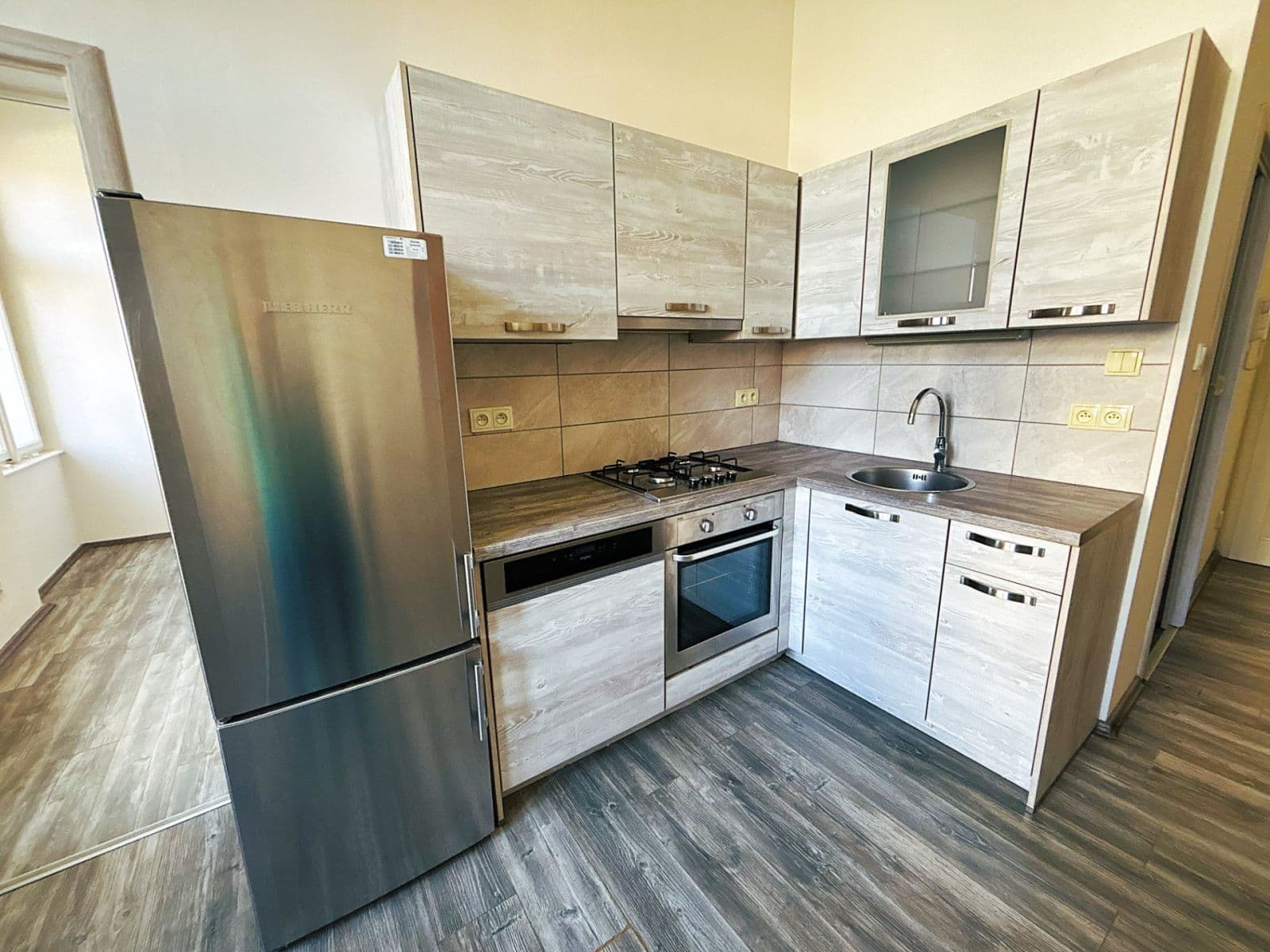 Pronájem bytu 1+1 40 m², Pernerova, Praha, Praha Pronájem bytu 1+1 40 m², Pernerova, Praha, Praha