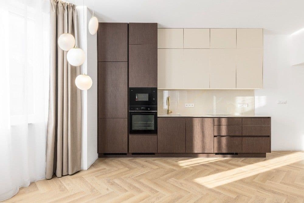 Prodej bytu 2+kk 60 m², Jeseniova, Praha, Praha Prodej bytu 2+kk 60 m², Jeseniova, Praha, Praha