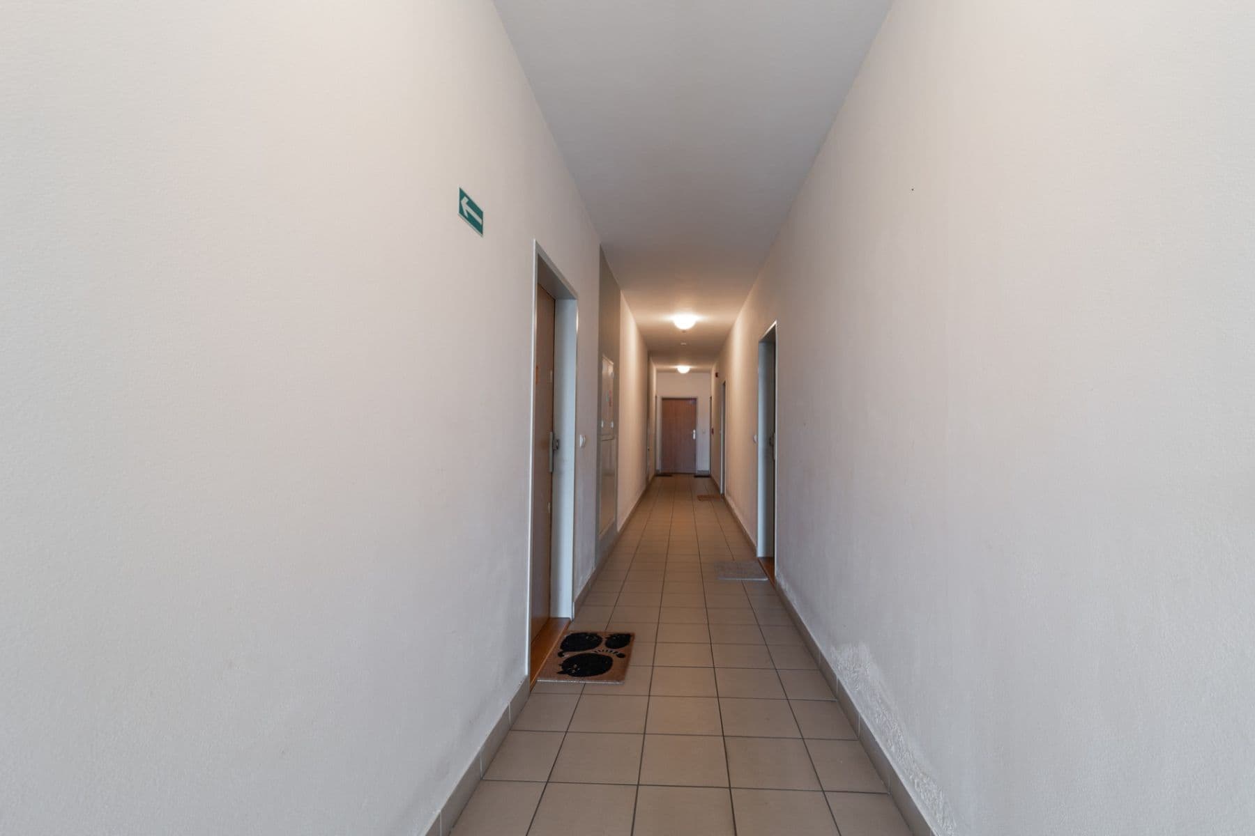Prodej bytu 1+kk 31 m², V Dolině, Praha, Praha Prodej bytu 1+kk 31 m², V Dolině, Praha, Praha