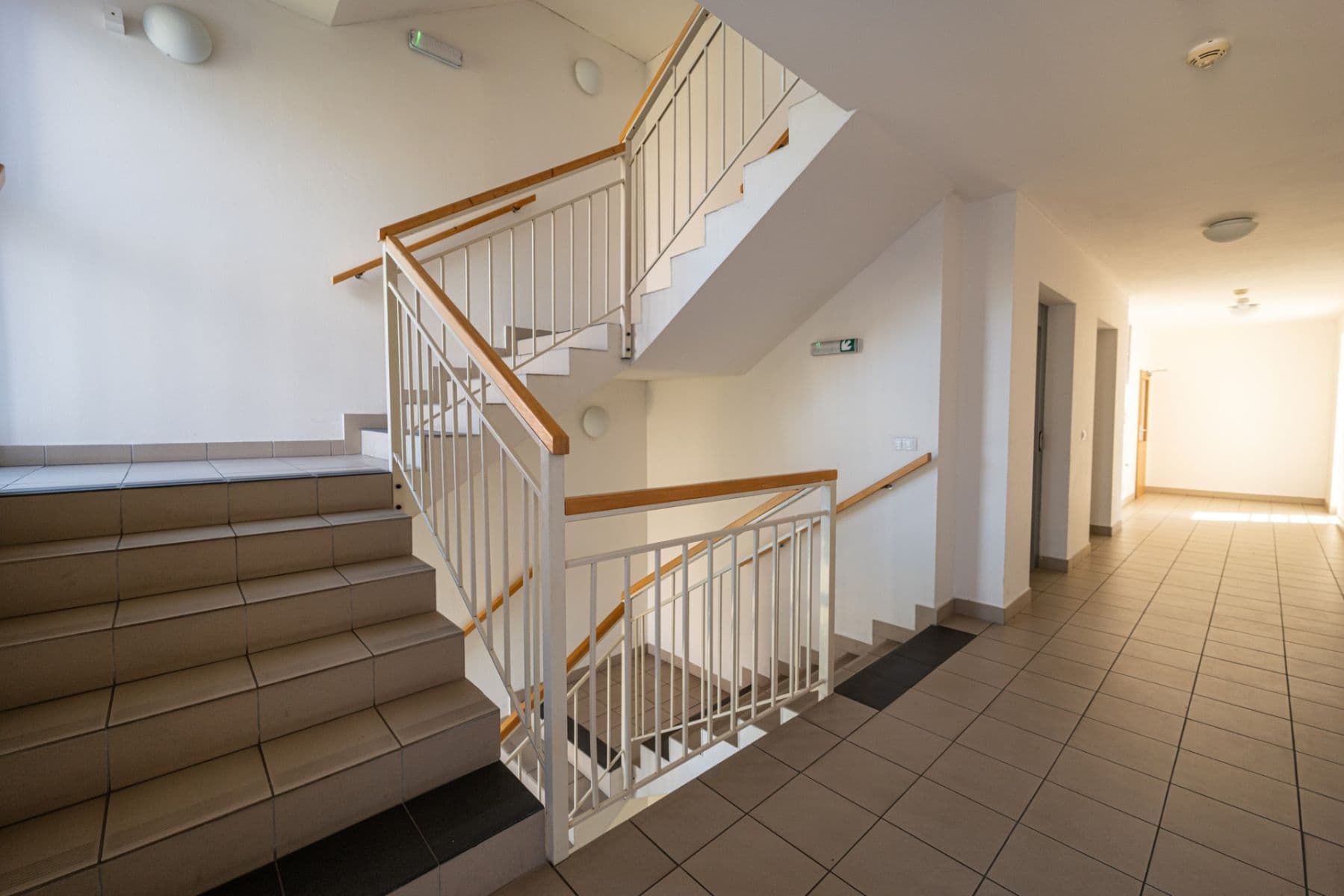 Prodej bytu 1+kk 31 m², V Dolině, Praha, Praha Prodej bytu 1+kk 31 m², V Dolině, Praha, Praha