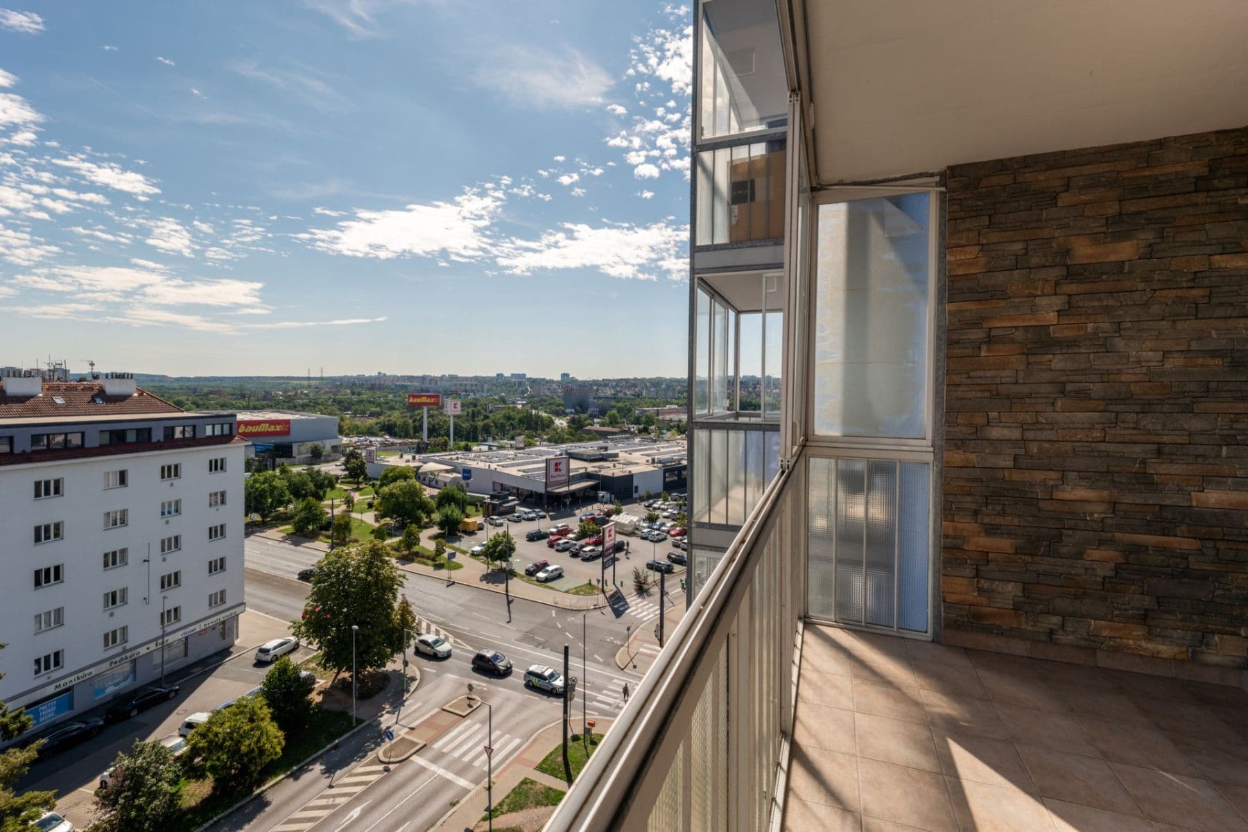 Prodej bytu 1+kk 31 m², V Dolině, Praha, Praha Prodej bytu 1+kk 31 m², V Dolině, Praha, Praha