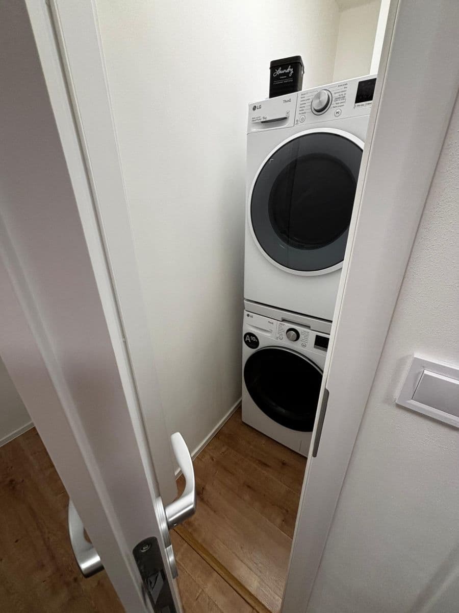 Prodej bytu 3+kk 62 m², Ke Kateřinkám, Praha, Praha Prodej bytu 3+kk 62 m², Ke Kateřinkám, Praha, Praha