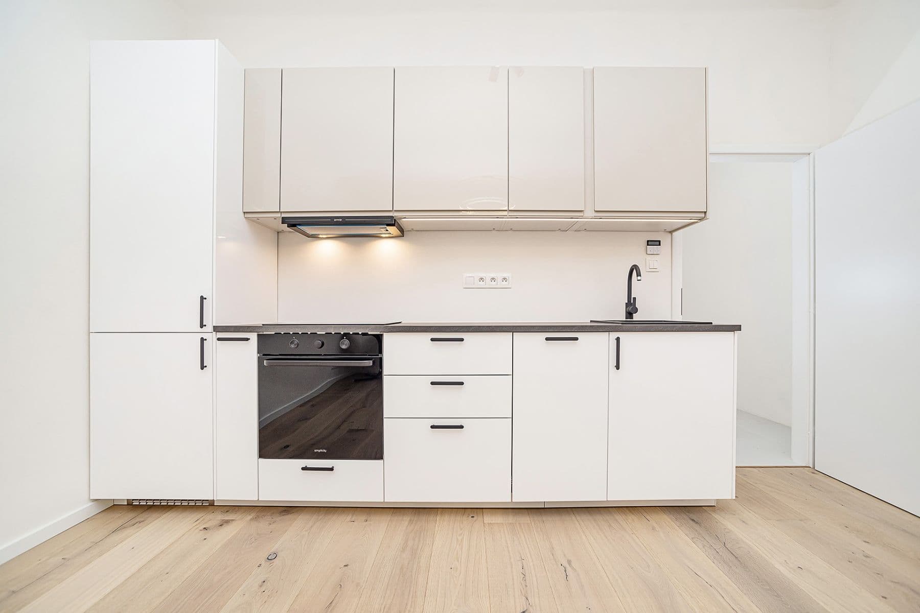 Prodej bytu 1+kk 30 m², Brtnická, Praha, Praha Prodej bytu 1+kk 30 m², Brtnická, Praha, Praha