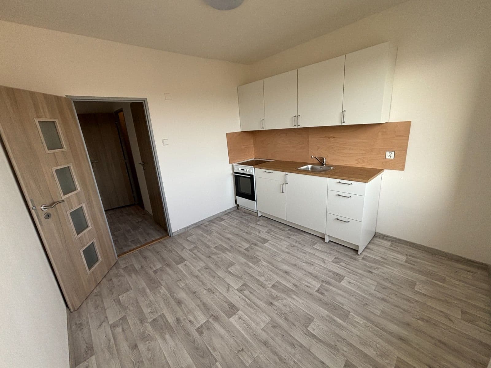 Pronájem bytu 1+1 39 m², Riegrova, Nový Jičín, Moravskoslezský kraj Pronájem bytu 1+1 39 m², Riegrova, Nový Jičín, Moravskoslezský kraj