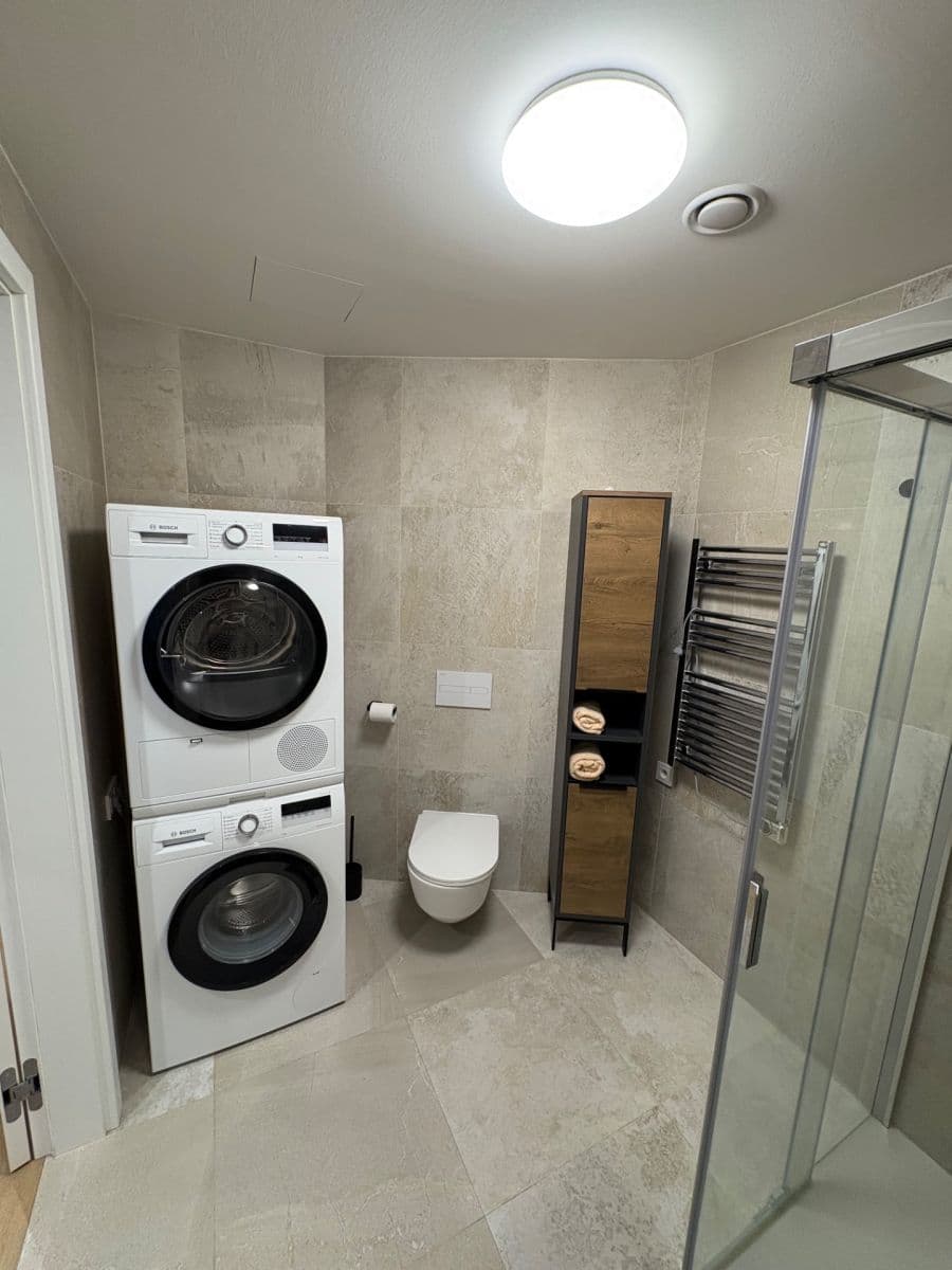 Pronájem bytu 1+kk 40 m², Skálové, Praha, Praha Pronájem bytu 1+kk 40 m², Skálové, Praha, Praha