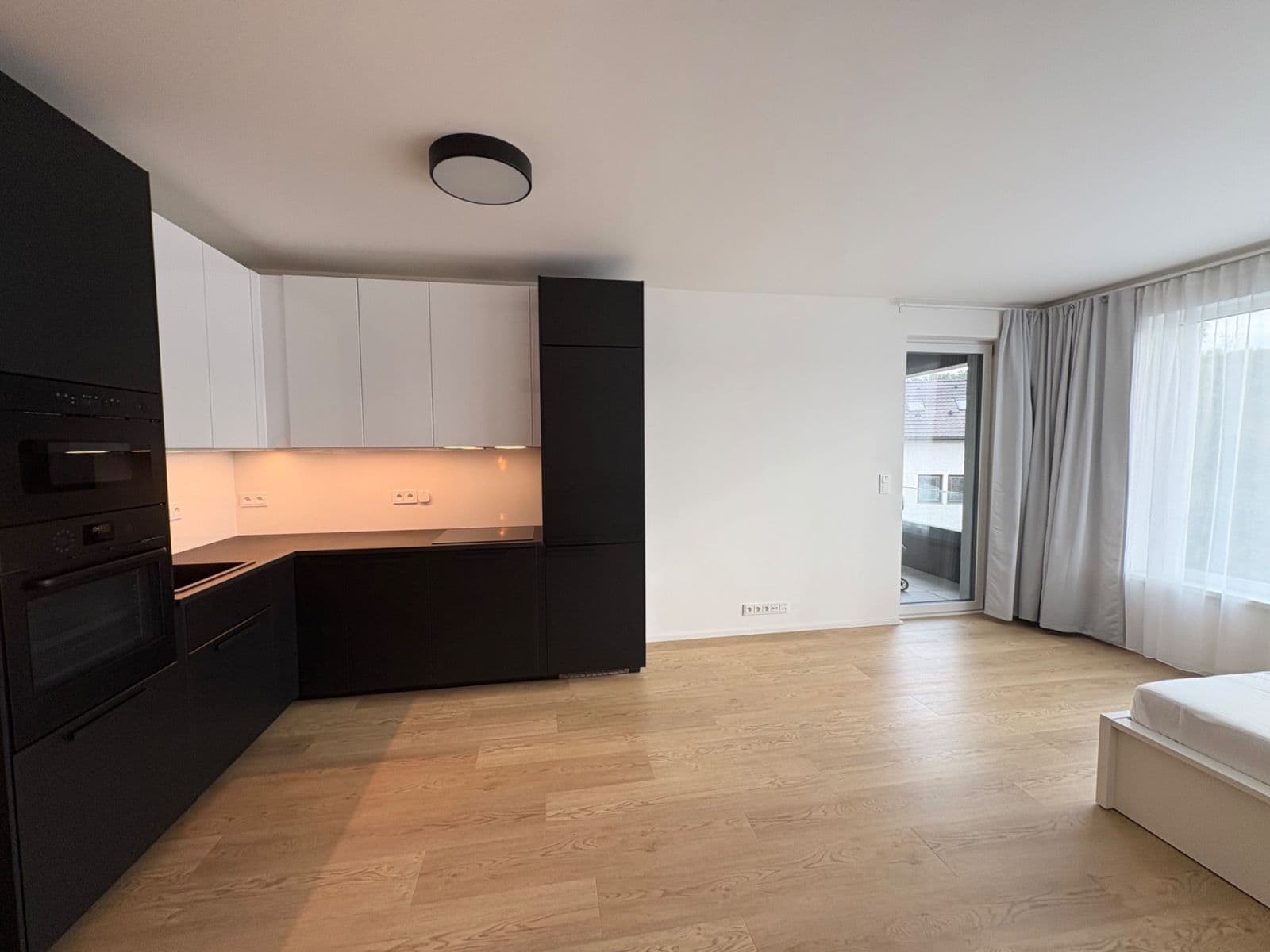 Pronájem bytu 1+kk 40 m², Skálové, Praha, Praha Pronájem bytu 1+kk 40 m², Skálové, Praha, Praha