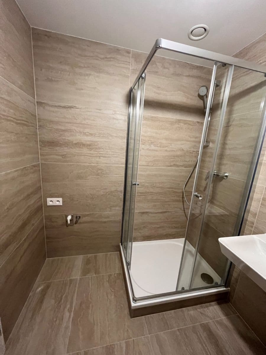 Pronájem bytu 2+kk 60 m², Waltariho, Praha, Praha Pronájem bytu 2+kk 60 m², Waltariho, Praha, Praha