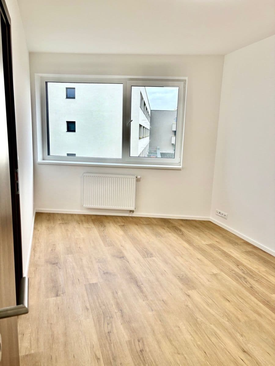 Pronájem bytu 3+kk 69 m², Josefa Truhláře, Brandýs nad Labem-Stará Boleslav, Středočeský kraj Pronájem bytu 3+kk 69 m², Josefa Truhláře, Brandýs nad Labem-Stará Boleslav, Středočeský kraj