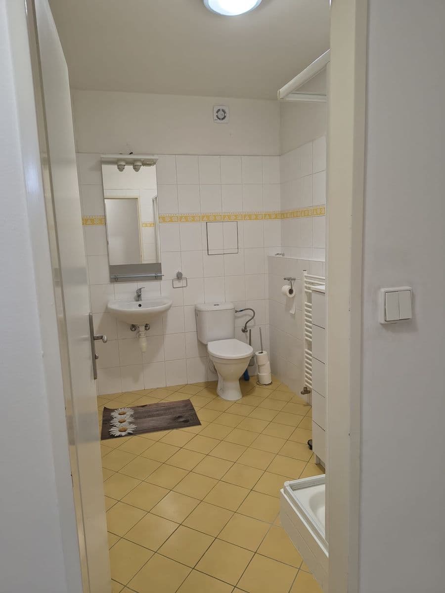 Pronájem bytu 2+kk 66 m², Josefa Kočího, Praha, Praha Pronájem bytu 2+kk 66 m², Josefa Kočího, Praha, Praha