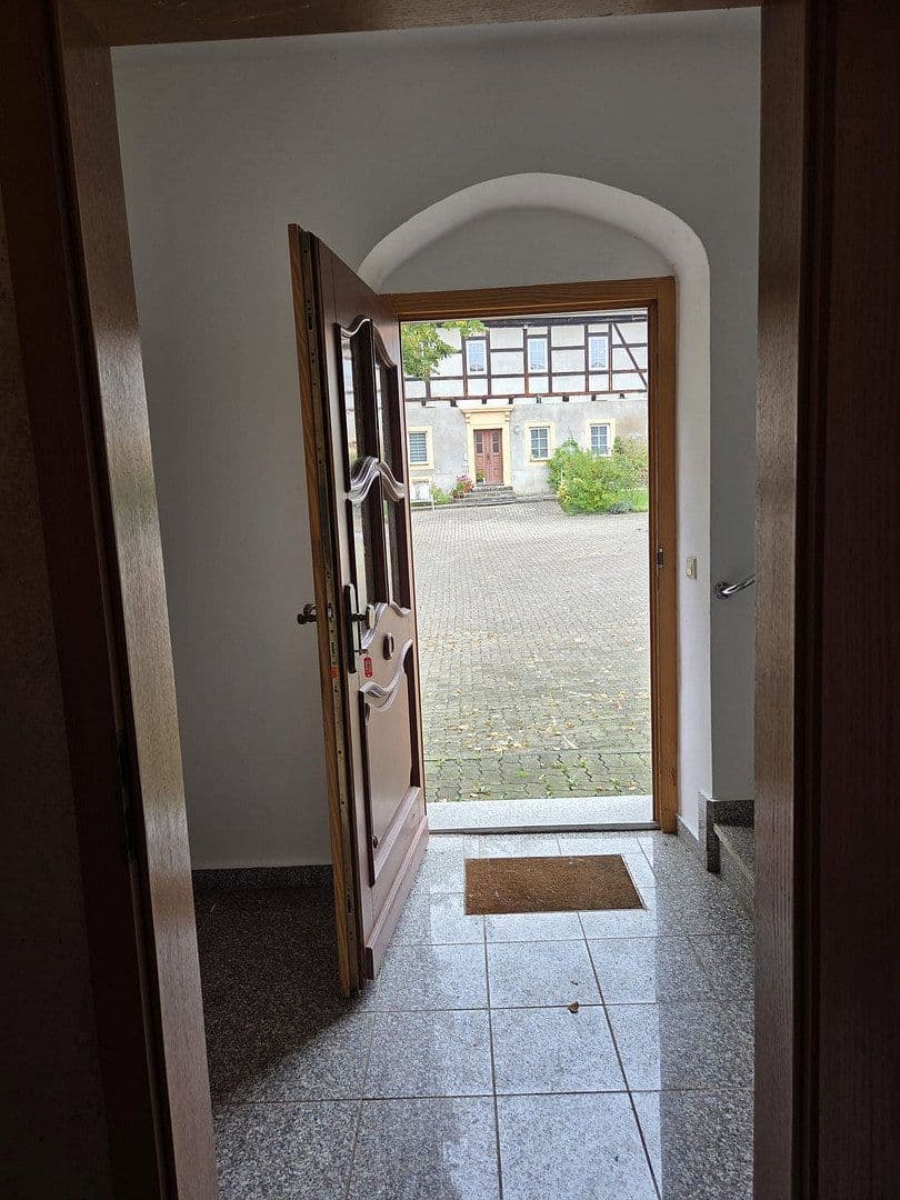 Pronájem bytu 3+1 83 m², Nossen, Sasko Pronájem bytu 3+1 83 m², Nossen, Sasko