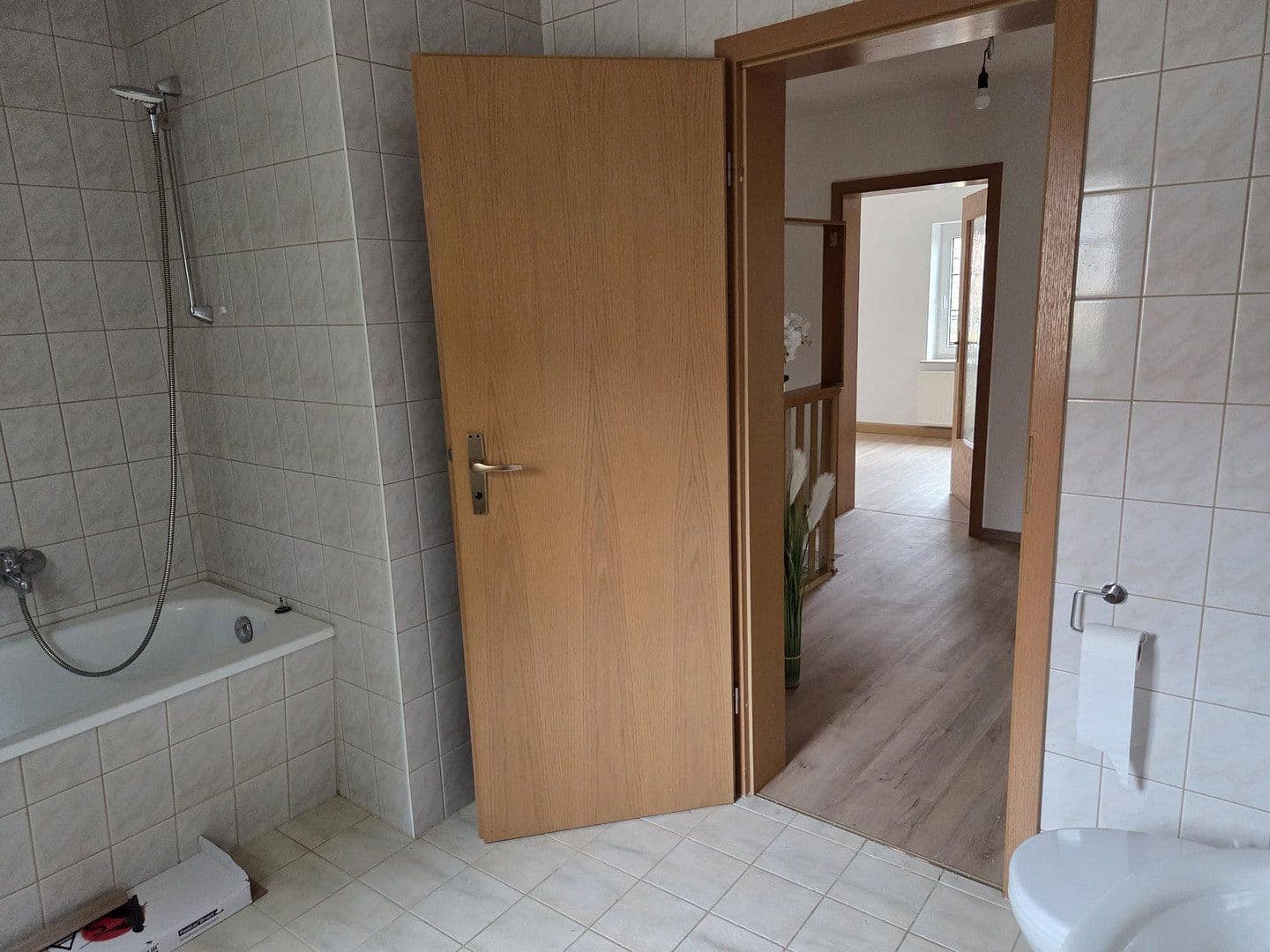 Pronájem bytu 3+1 83 m², Nossen, Sasko Pronájem bytu 3+1 83 m², Nossen, Sasko