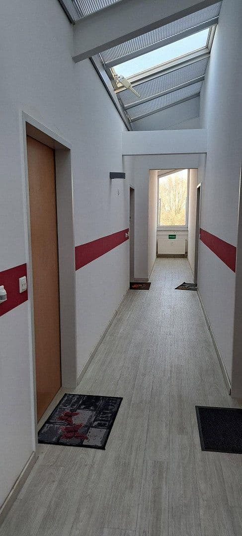 Pronájem bytu 1+1 37 m², Baldhamer Straße 39, Vaterstetten, Bavorsko Pronájem bytu 1+1 37 m², Baldhamer Straße 39, Vaterstetten, Bavorsko