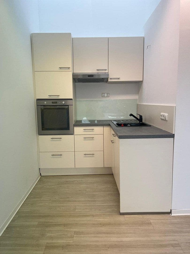 Pronájem bytu 1+1 37 m², Baldhamer Straße 39, Vaterstetten, Bavorsko Pronájem bytu 1+1 37 m², Baldhamer Straße 39, Vaterstetten, Bavorsko