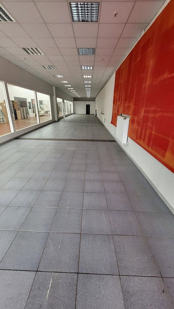 Pronájem nebytového prostoru 1.043 m², Oeynhausener Straße 48-54, Löhne, Severní Porýní-Vestfálsko Pronájem nebytového prostoru 1.043 m², Oeynhausener Straße 48-54, Löhne, Severní Porýní-Vestfálsko