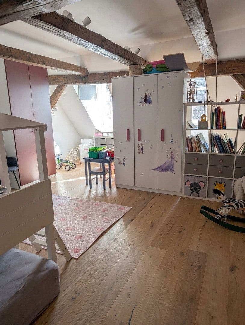 Prodej bytu 4+1 140 m², Baiersdorf, Bavorsko Prodej bytu 4+1 140 m², Baiersdorf, Bavorsko