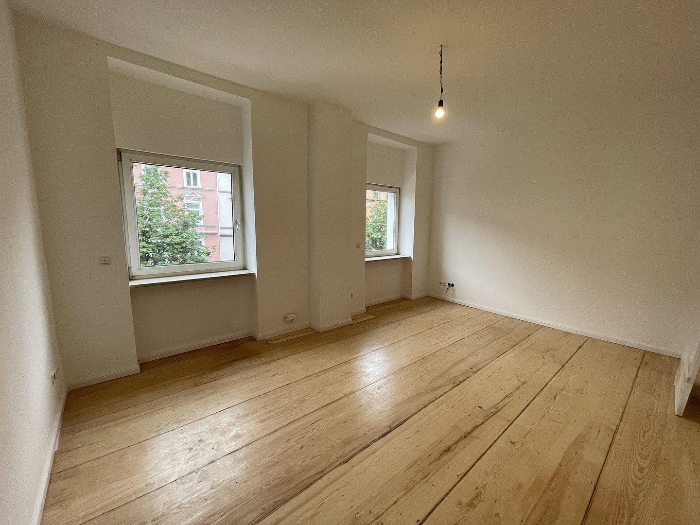 Pronájem bytu 2+1 46 m², Friedberger Landstraße 85, Frankfurt am Main, Hessen Pronájem bytu 2+1 46 m², Friedberger Landstraße 85, Frankfurt am Main, Hessen