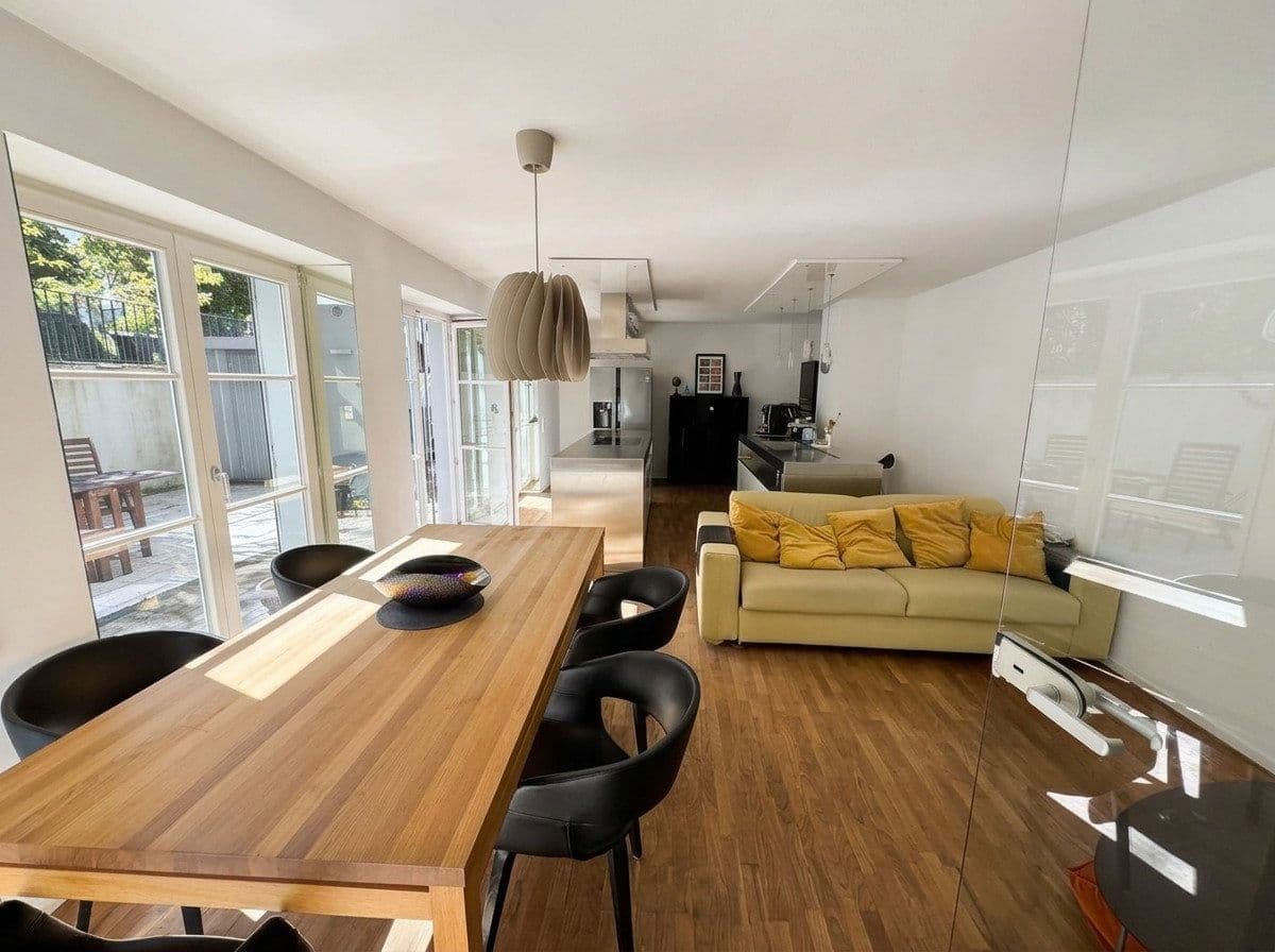 Prodej bytu 2+1 99 m², Belfortstrasse 8, Köln, Severní Porýní-Vestfálsko Prodej bytu 2+1 99 m², Belfortstrasse 8, Köln, Severní Porýní-Vestfálsko
