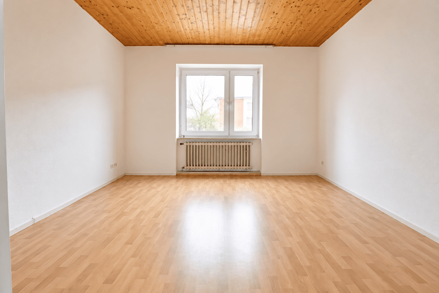 Pronájem bytu 2+1 68 m², Rauer Werth 13, Wuppertal, Severní Porýní-Vestfálsko Pronájem bytu 2+1 68 m², Rauer Werth 13, Wuppertal, Severní Porýní-Vestfálsko