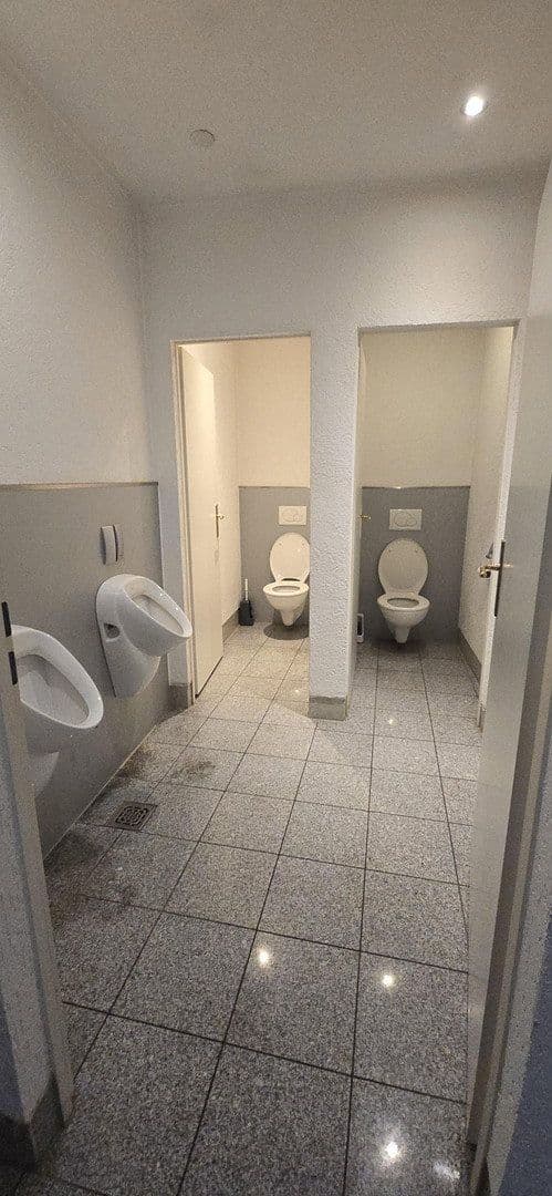 Pronájem nebytového prostoru 312 m², Gustavstr. 7, Wuppertal, Severní Porýní-Vestfálsko Pronájem nebytového prostoru 312 m², Gustavstr. 7, Wuppertal, Severní Porýní-Vestfálsko