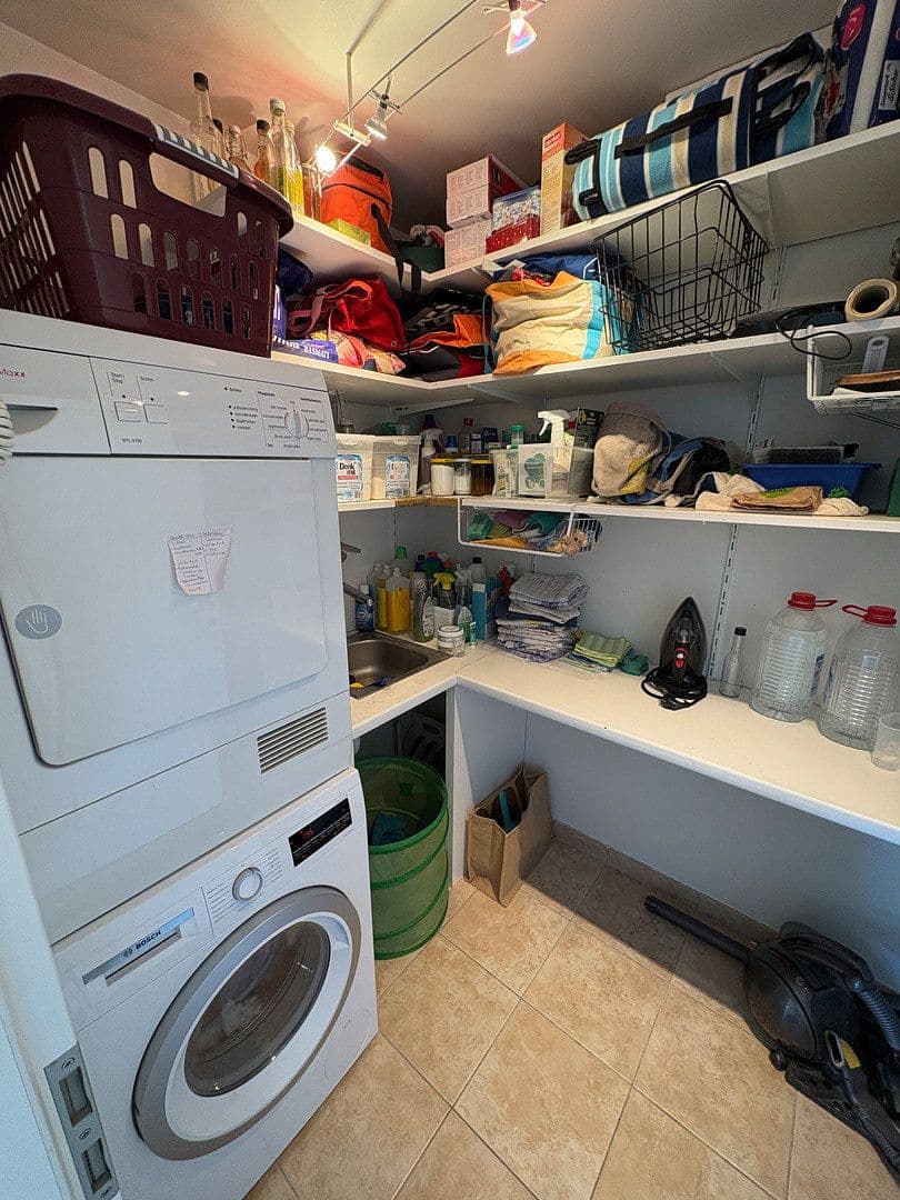 Prodej bytu 4+1 178 m², Kreuzstr. 22, Karlsruhe, Bádensko-Württembersko Prodej bytu 4+1 178 m², Kreuzstr. 22, Karlsruhe, Bádensko-Württembersko