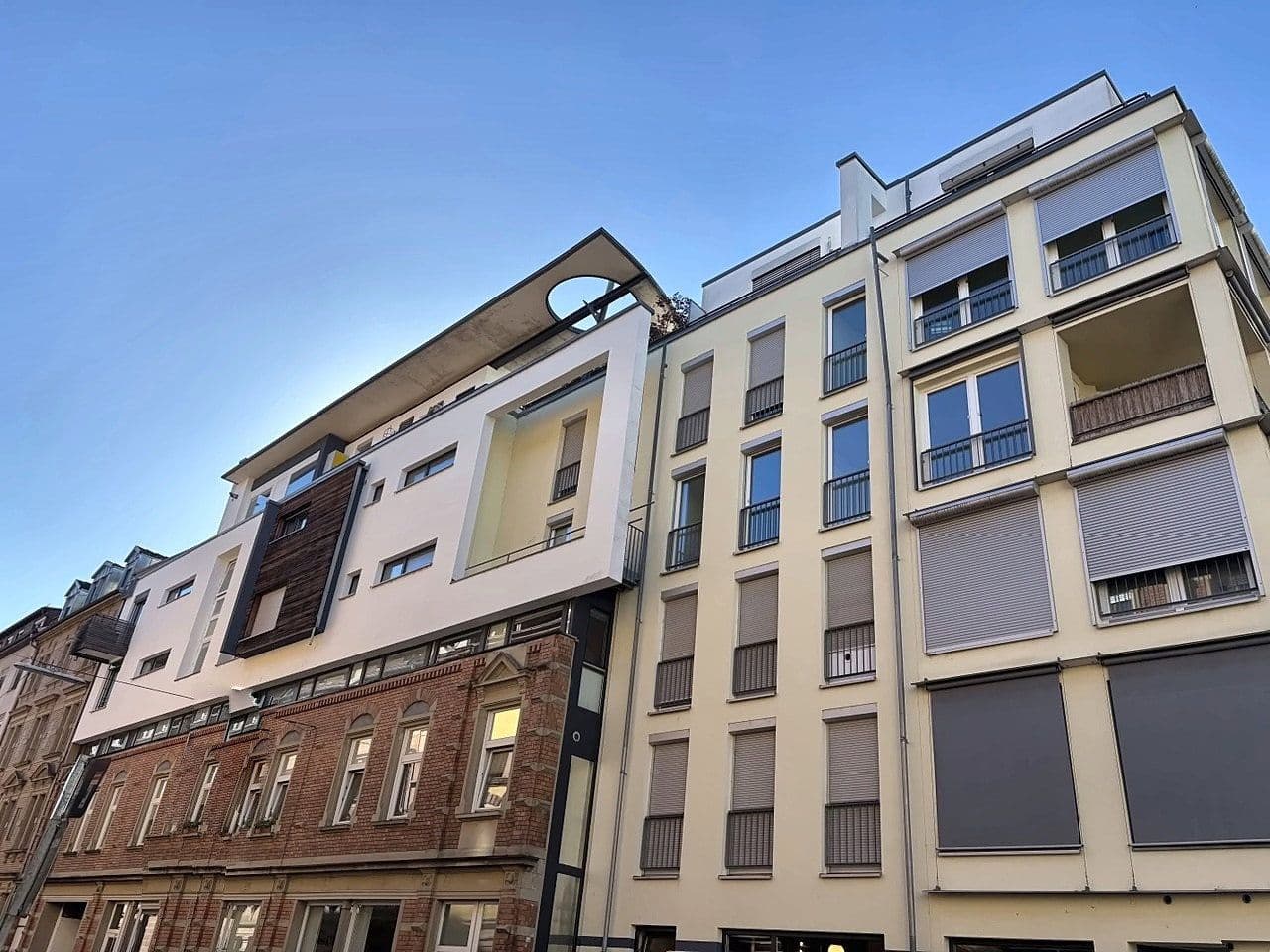 Prodej bytu 4+1 178 m², Kreuzstr. 22, Karlsruhe, Bádensko-Württembersko Prodej bytu 4+1 178 m², Kreuzstr. 22, Karlsruhe, Bádensko-Württembersko