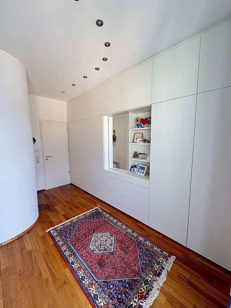Prodej bytu 4+1 178 m², Kreuzstr. 22, Karlsruhe, Bádensko-Württembersko Prodej bytu 4+1 178 m², Kreuzstr. 22, Karlsruhe, Bádensko-Württembersko