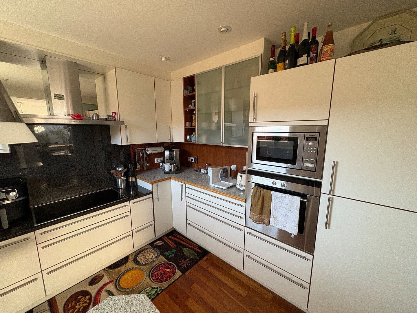 Prodej bytu 4+1 178 m², Kreuzstr. 22, Karlsruhe, Bádensko-Württembersko Prodej bytu 4+1 178 m², Kreuzstr. 22, Karlsruhe, Bádensko-Württembersko