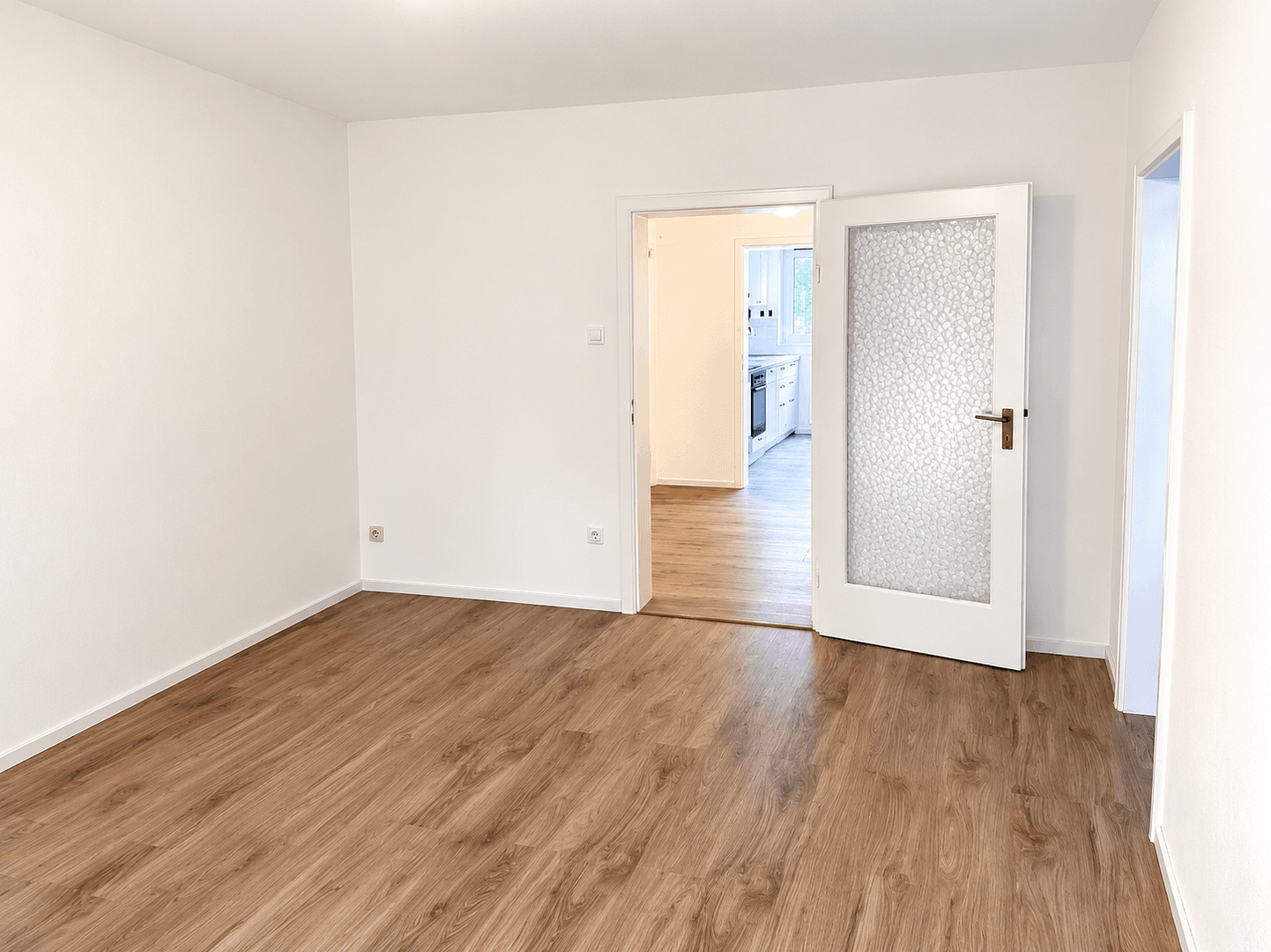 Pronájem bytu 3+1 60 m², München, Bavorsko Pronájem bytu 3+1 60 m², München, Bavorsko