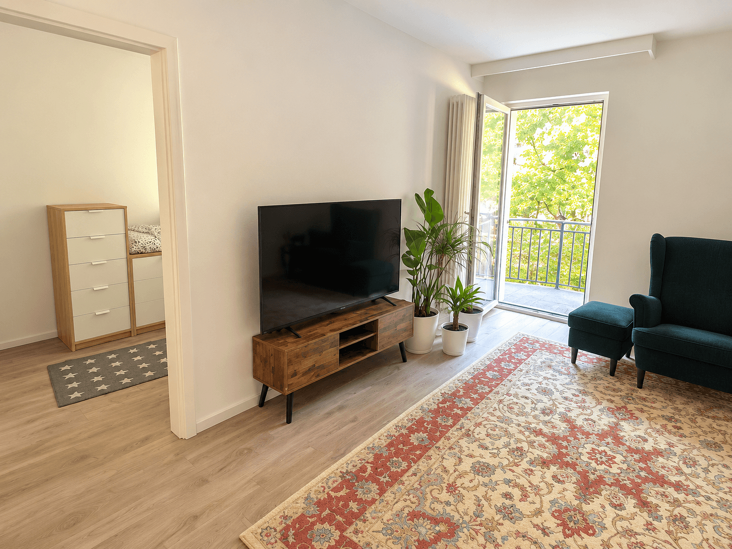 Pronájem bytu 3+1 60 m², München, Bavorsko Pronájem bytu 3+1 60 m², München, Bavorsko