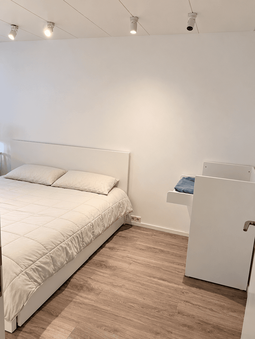 Pronájem bytu 3+1 60 m², München, Bavorsko Pronájem bytu 3+1 60 m², München, Bavorsko