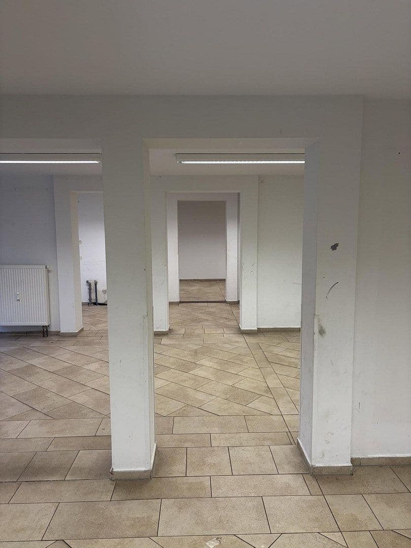 Pronájem nebytového prostoru 162 m², Karlstr. 102, Mönchengladbach, Severní Porýní-Vestfálsko Pronájem nebytového prostoru 162 m², Karlstr. 102, Mönchengladbach, Severní Porýní-Vestfálsko
